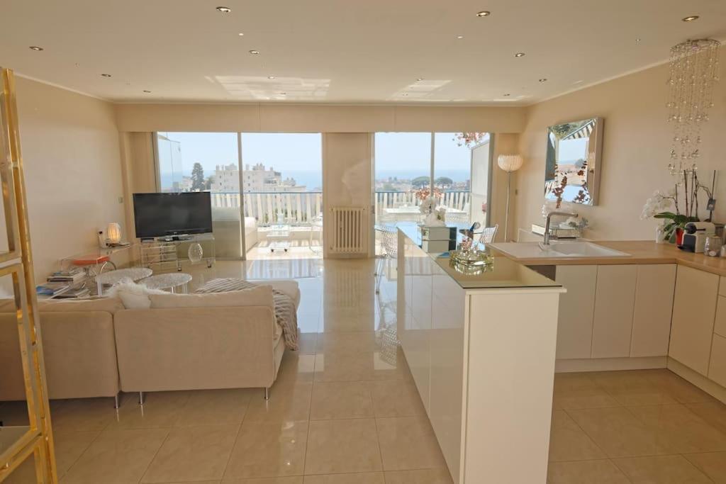 Cannes Vue Mer Extérieur photo